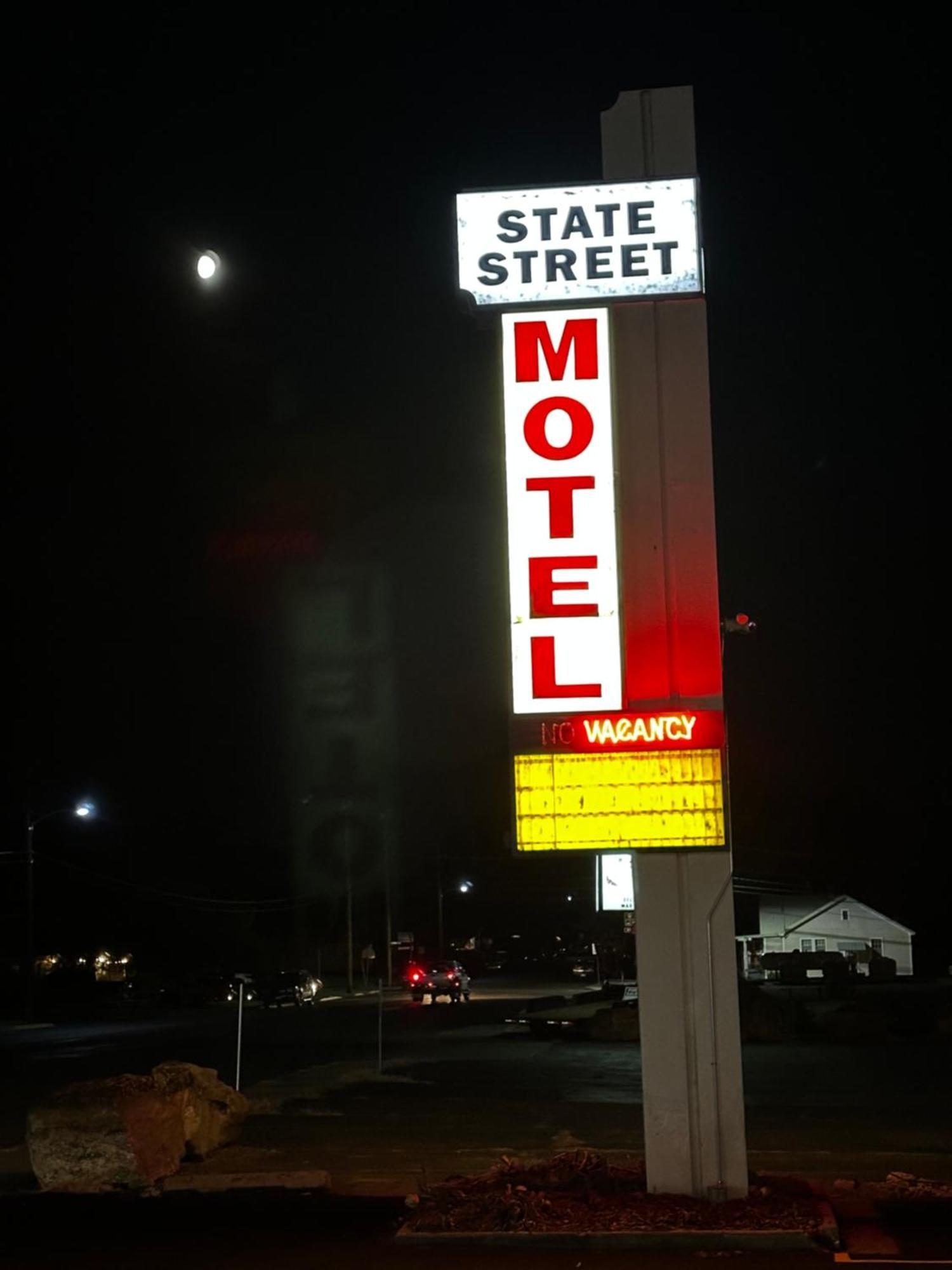 State Street Motel Weiser Bagian luar foto
