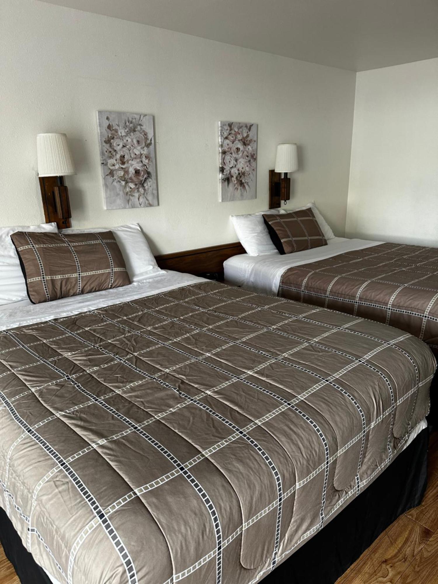State Street Motel Weiser Bagian luar foto
