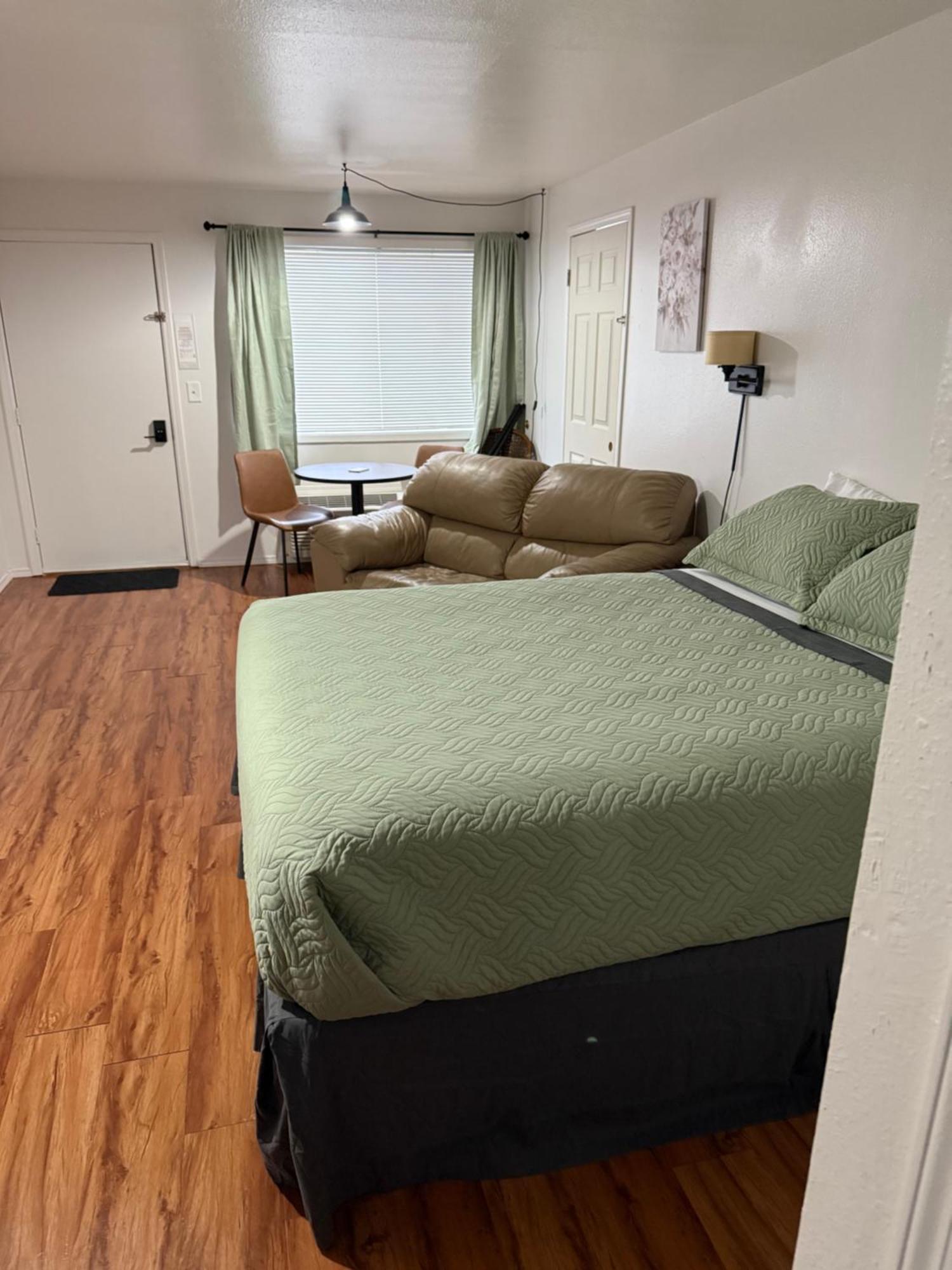 State Street Motel Weiser Bagian luar foto